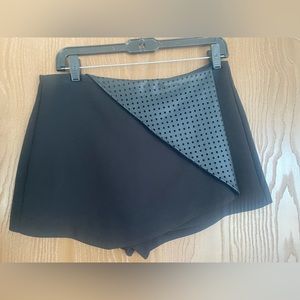 Worn once-BCBG Skort